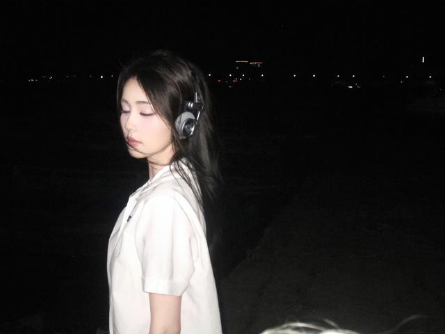 白鹿就是掌管氛围感的神！