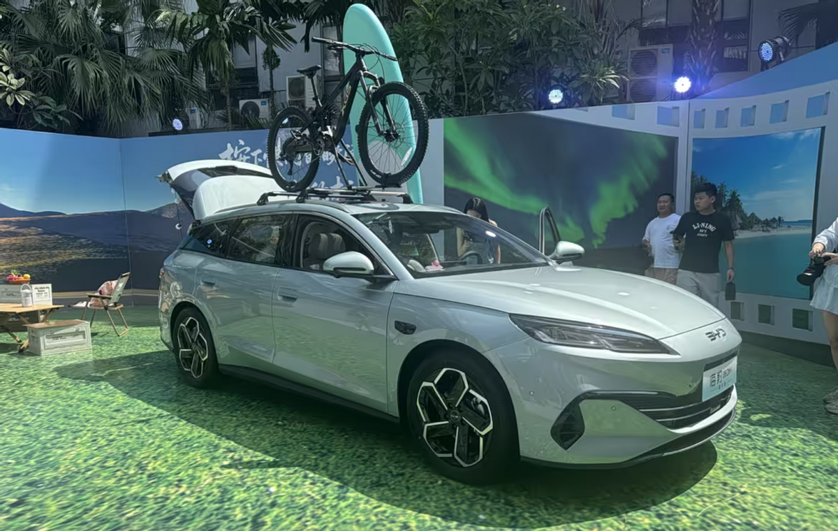 海豹06 DM-i上市，10万级别的旅行车，可以冲