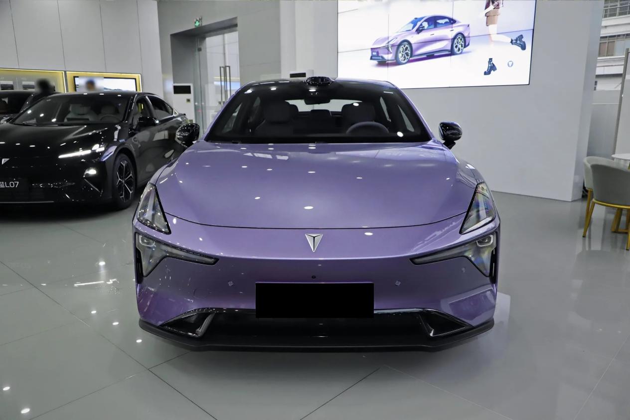 大满配，全系激光雷达+磁流变悬架，预售13.99万起，深蓝L06来了