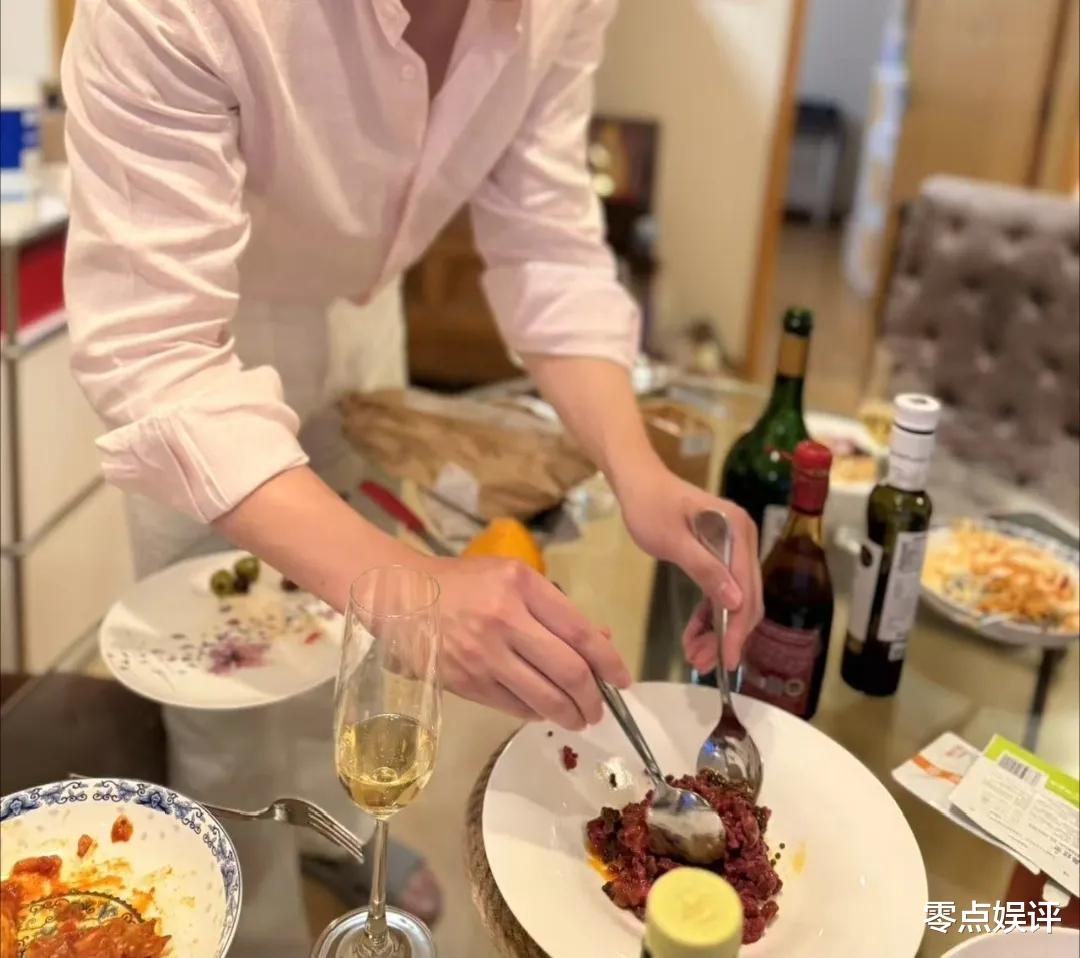 哇塞！40 岁朱珠家宴大揭秘，这生活也太让人羡慕了吧？