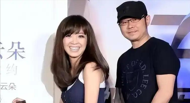 与刀郎关系真相大白后，云朵近况再被曝光，她的“野心”不止于此