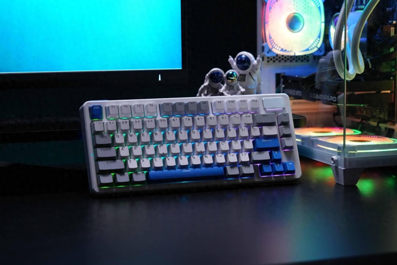 雷柏V700DIY-75評測：為桌面C位而生，顏值與實力兼備的客制化利器