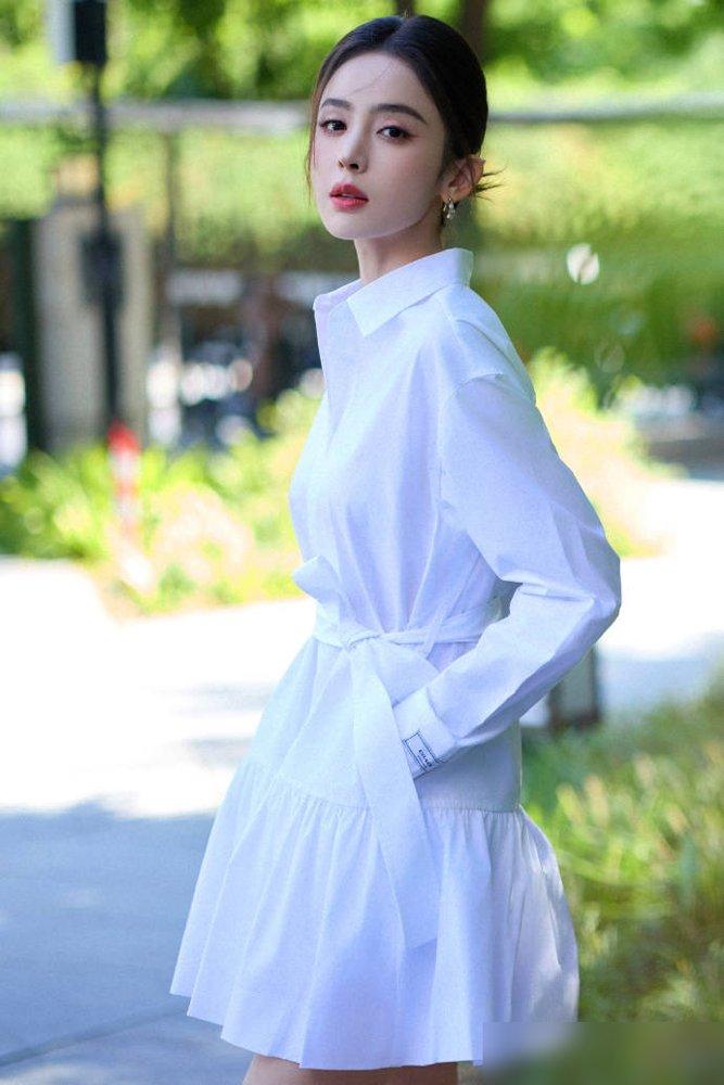 古力娜扎新造型太惊艳！两款穿搭演绎出端庄大气和高贵浪漫