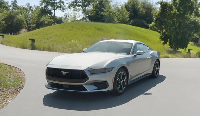 苹果发布全新 CarPlay!体验全面革新,还有一个 Ultra 版本