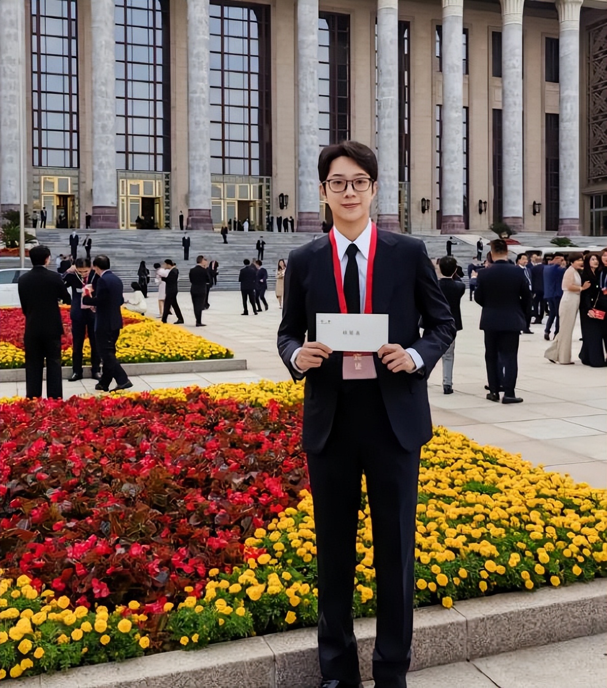 赖冠霖回应退圈：人是要有自知之明，演戏不是我可以做好的事