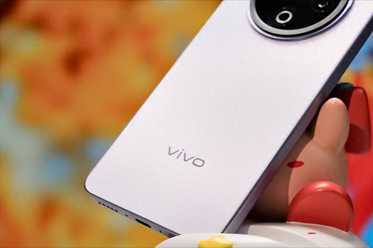 vivo“續航王”價格親民，極窄邊框+五星抗摔+IP69K防水+8200mAh