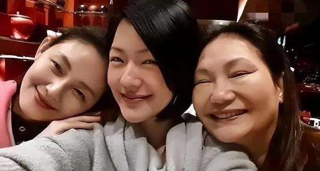 台湾律师：大S儿女抚养权自动转汪小菲，6.5亿遗产多数归具俊晔！