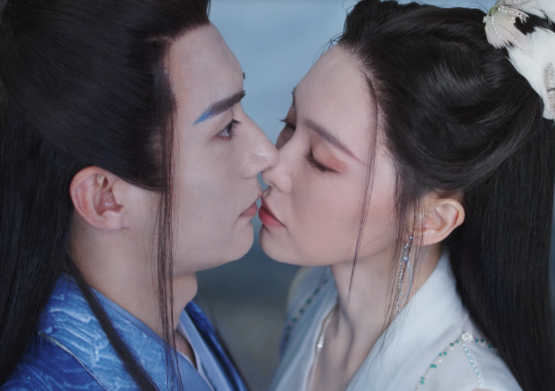 好家伙，唐嫣《念无双》开播就差评不断，观众的弃剧理由竟出奇的一致