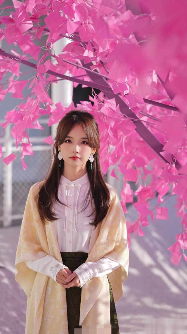 王冰冰:发丝间藏着的灵动秘籍