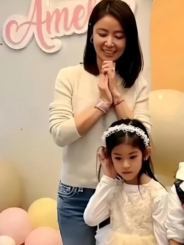 这次,赵丽颖的发难,没给前夫冯绍峰留一点体面,林心如也被牵连