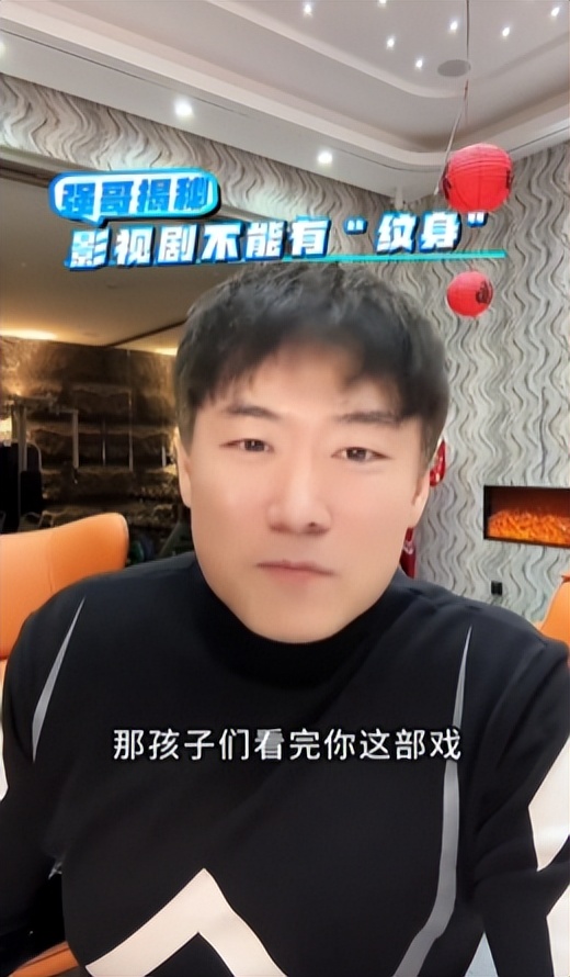 身上8处纹身还演农民?央视《生万物》闭眼选角,张艺谋真说对了