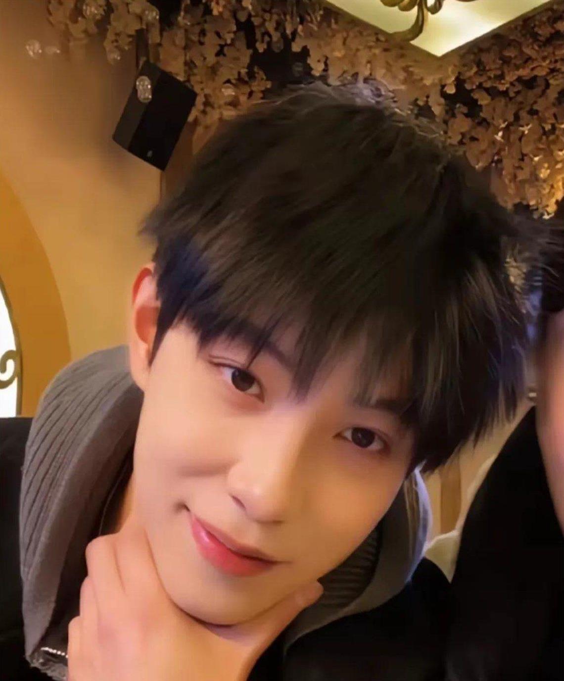 爆款短剧男演员人气排名前二十大换血 曾辉一夜之间掉出前十！