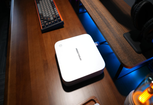 铭凡X1 Pro使用体验：小身材如何撑起办公游戏全场景