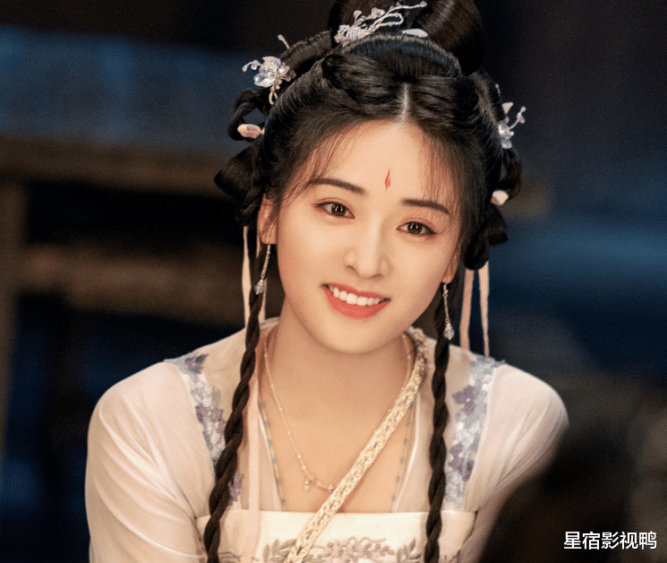 20分钟飙升至第一名，热度高达3700！观众好评如潮，这部剧，爆了