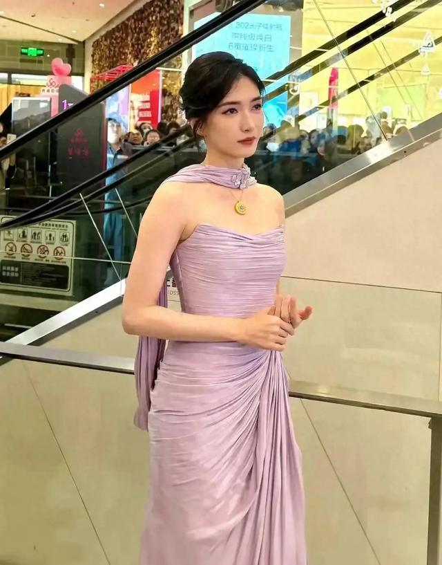 胡歌最大的遗憾就是没娶到她，娶到她估计能被全中国男人羡慕嫉妒