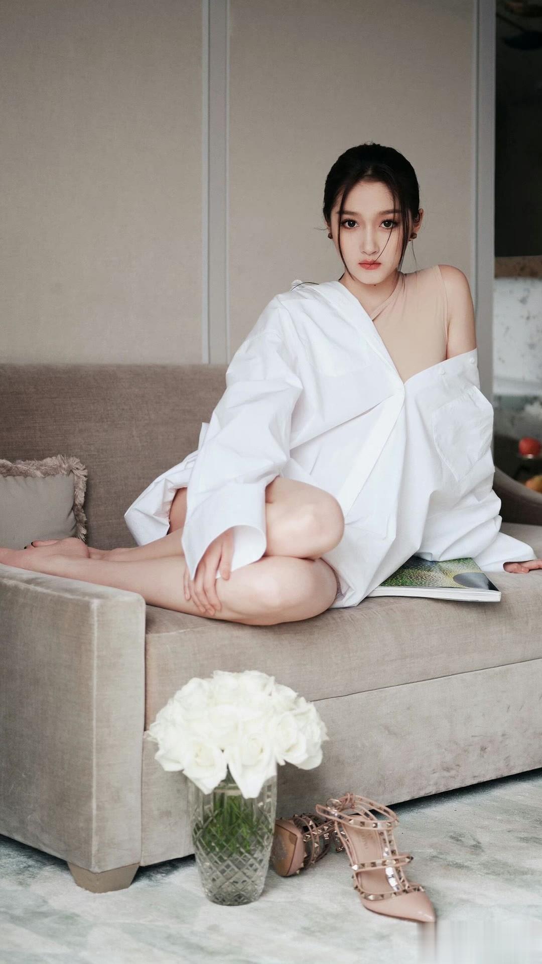 关晓彤,逆天大长腿!