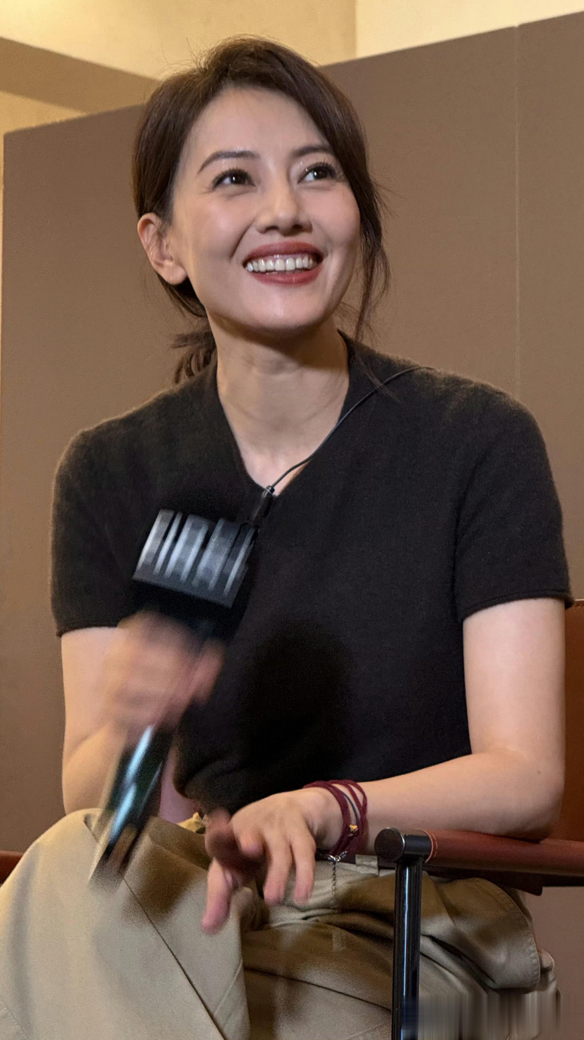 高圆圆活动现场,45岁仍被称“岁月不败美人”