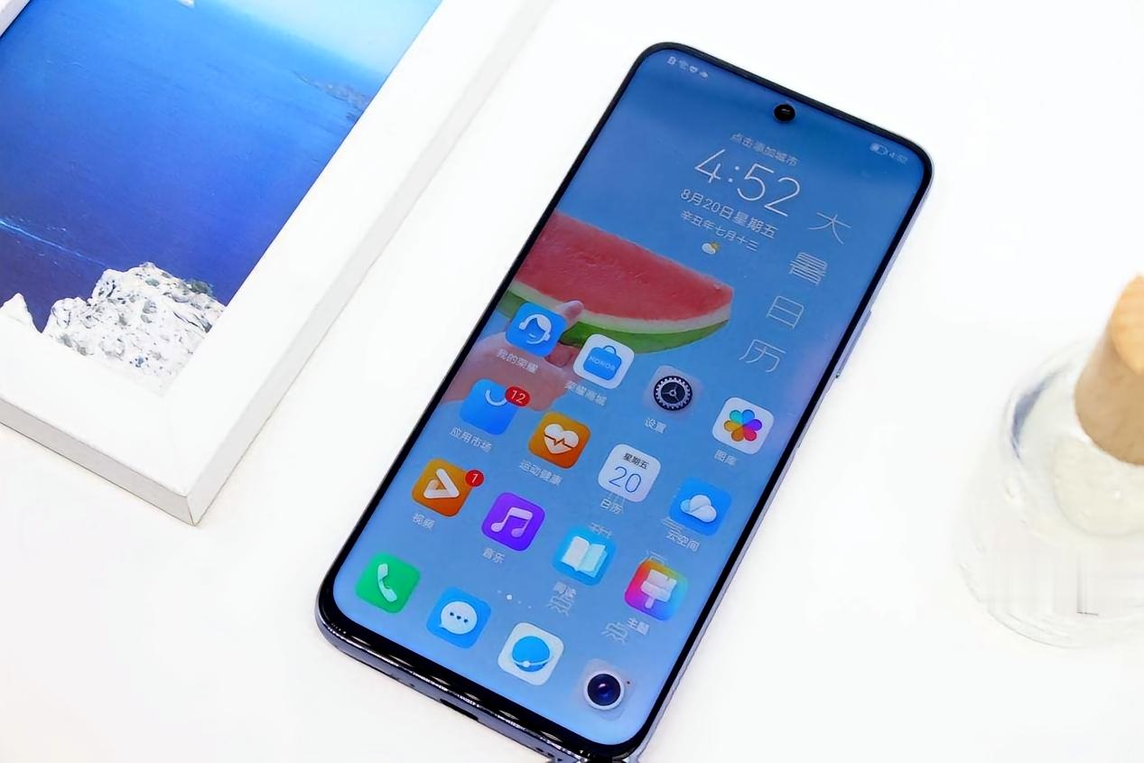 不談參數！從曲屏到直屏，用事實證明又愛又恨的體驗