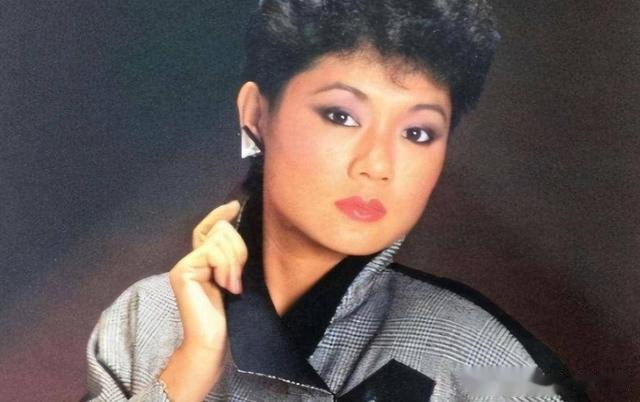 她靠《上海滩》赚了16套豪宅，全球旅游享受人生，如今成不老传奇