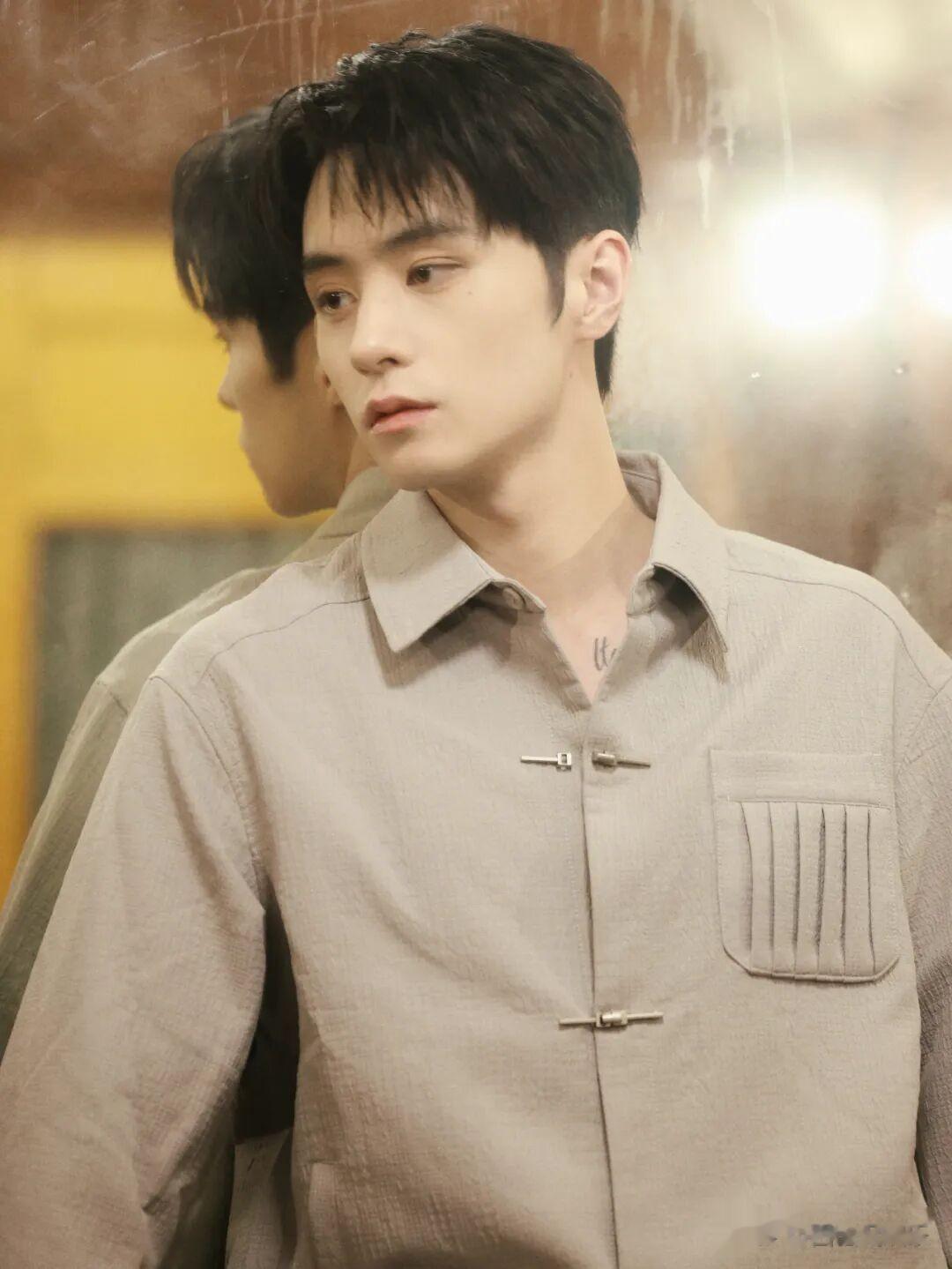 侯明昊《入青云》爆了？虞书欣新剧播出 陈伟霆再上新剧 邓孝慈飞升