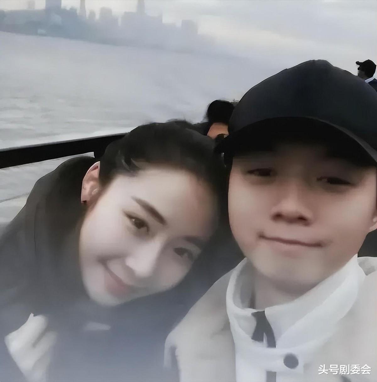 离开娱乐圈4年,霍尊事业重启,而被送进去的陈露,活成了这样