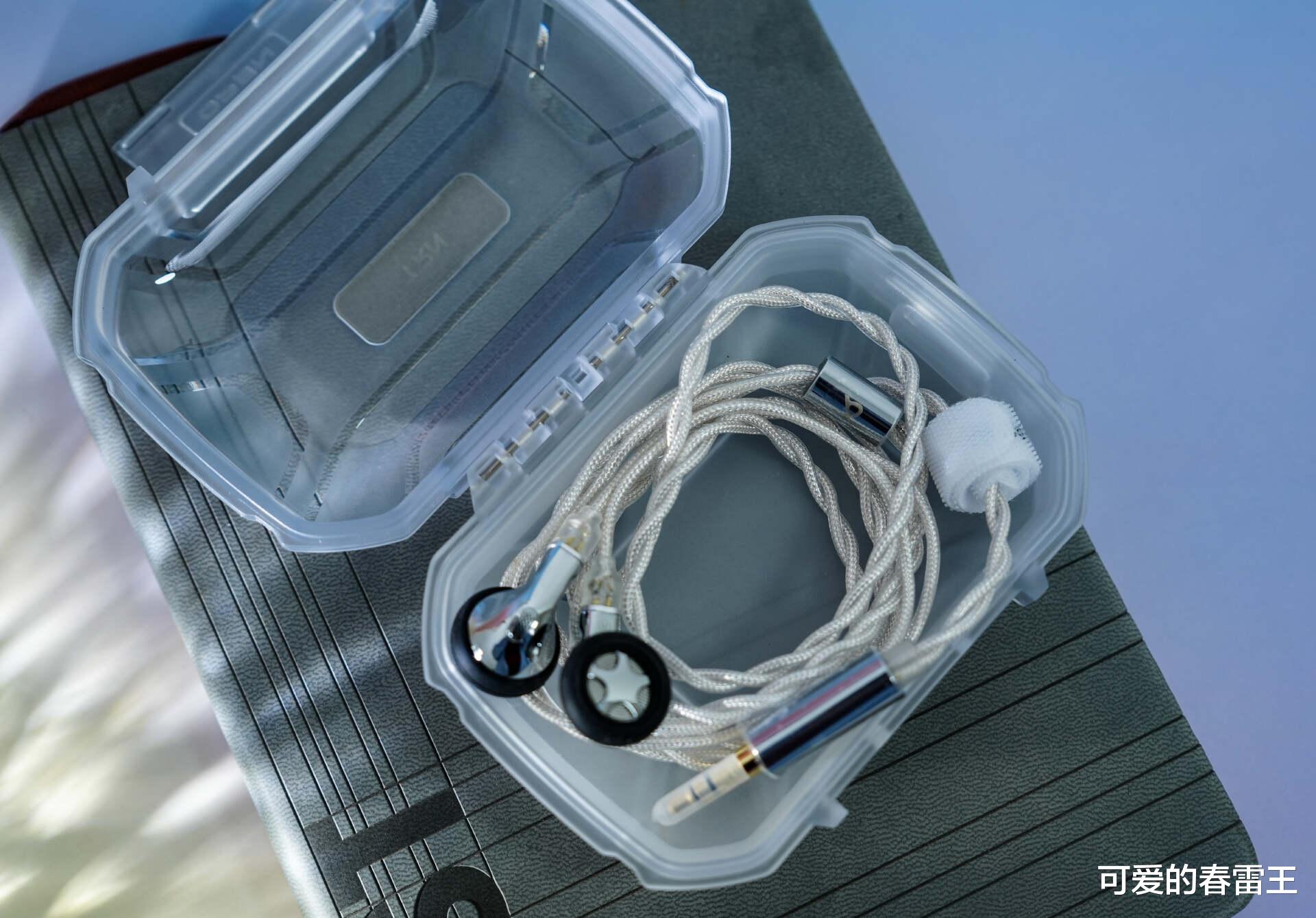 TRN 海马 Pro 有线平头耳塞:打破传统,奏响新乐章