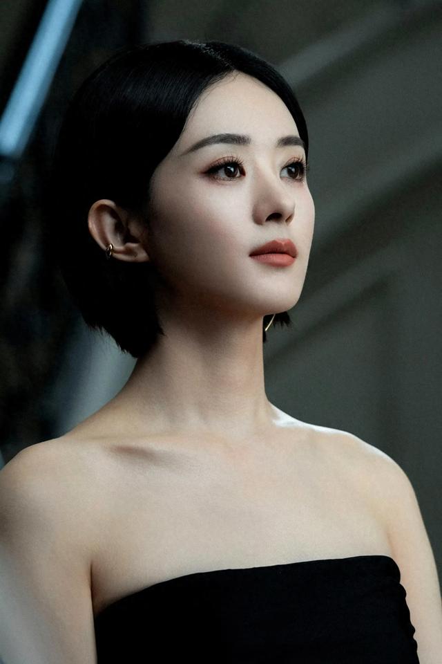 赵丽颖,最新发布,若即若离的女王气质