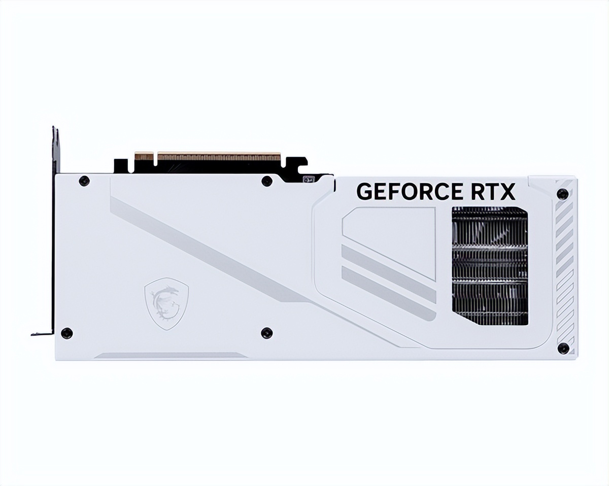 純白、看不到一根線！背插顯卡就是漂亮