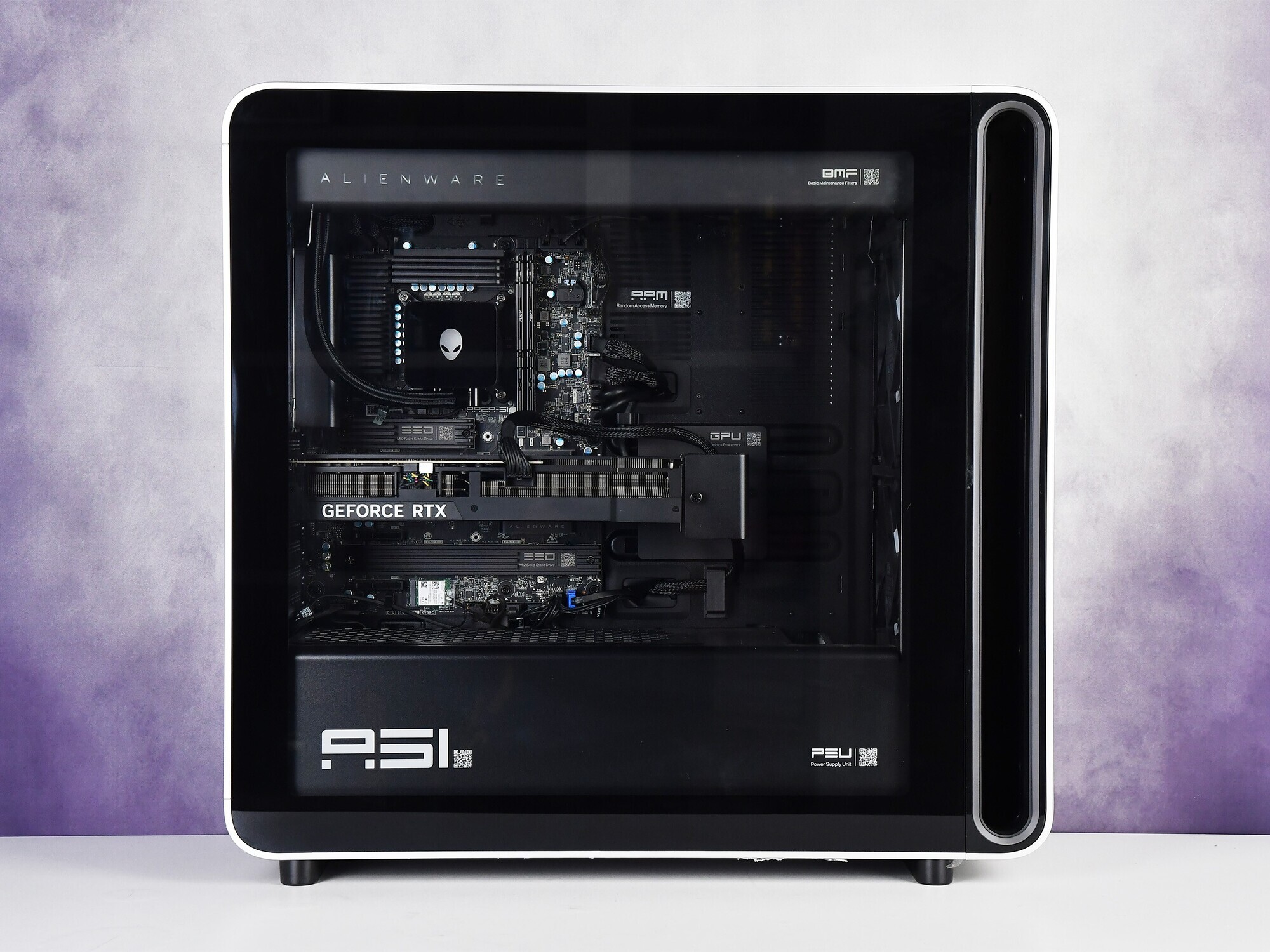 經典系列重啟延續極致體驗 外星人Area-51搭配AW2725D玩游戲是怎