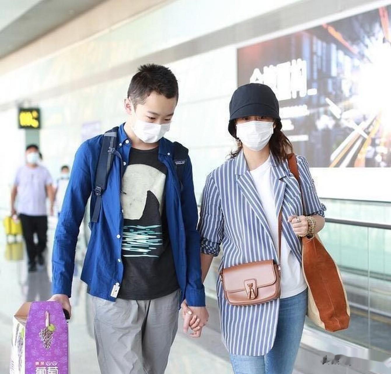 48岁海清：低调嫁圈外丈夫，恩爱24年无绯闻，儿子才是最大的牵挂