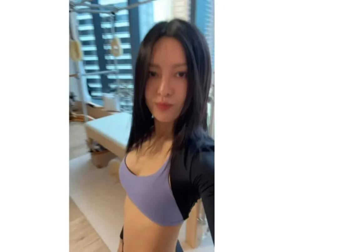 TVB花旦分手后状态极佳,晒完美身材令人羡慕,称准备好迎接新恋情