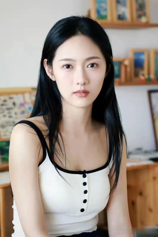 河南女神！李媛菁，在短剧世界华丽绽放！