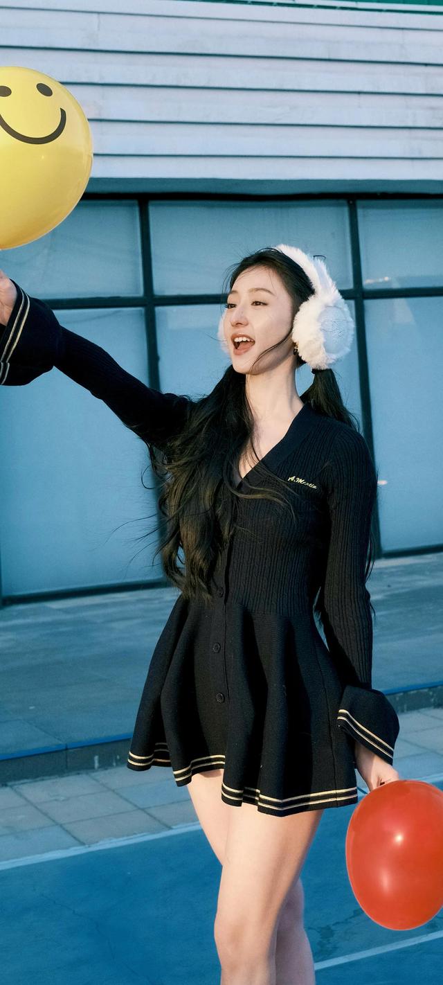 美女系列壁纸第4940期—胡连馨