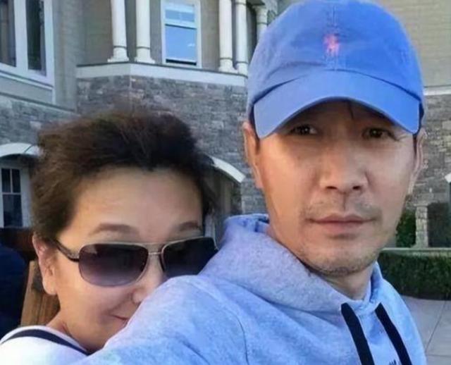 江珊做梦也没想到，她那平平无奇的老公，在55岁的时候又火了一把