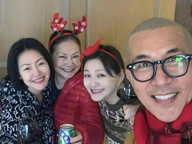 大S遗愿被曝光,S妈、小S及具俊晔看起来都像是违背了大S遗愿