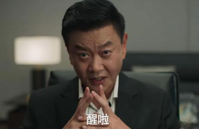 中国最贵配角,终于瞒不住了:据传身家上亿,却在剧组跑龙套