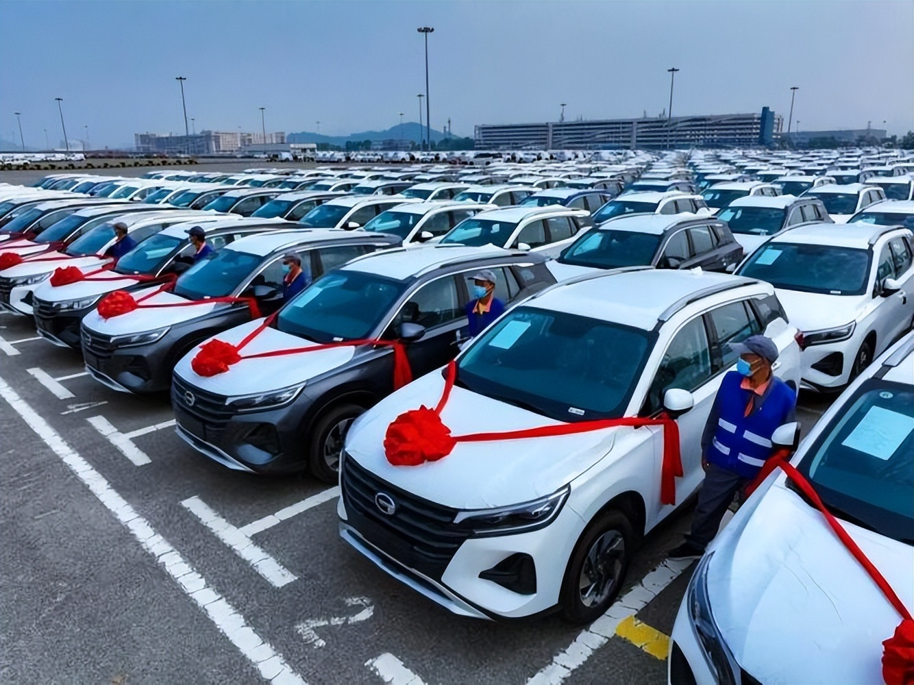 别光看成绩单，广汽成不成还得看2026年