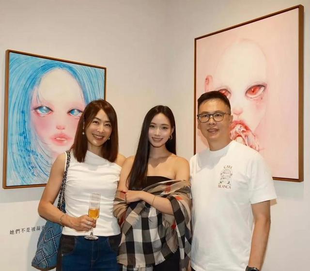 小S二女儿画展被抢购一空！卖出百万台币，贾永婕庆幸手快抢到了