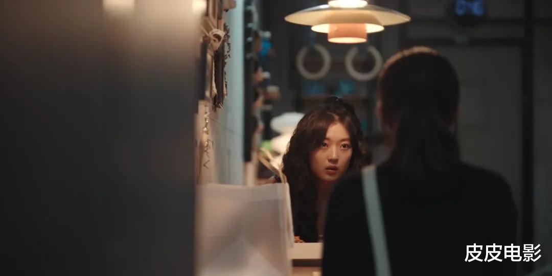 《在人间》真实口碑出炉，38岁赵丽颖口味又变了，这部悬疑剧要火