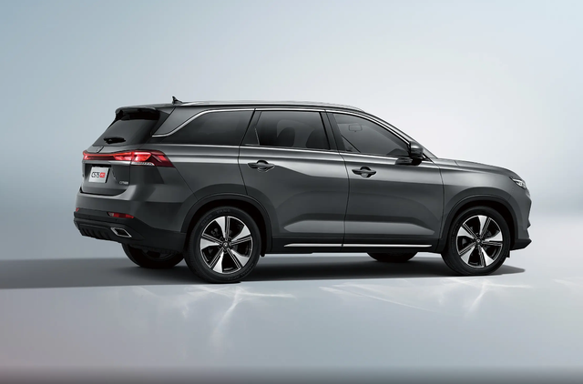 售价10.79万元起，长安CS75 PRO上市，搭载1.5T+7速双离合