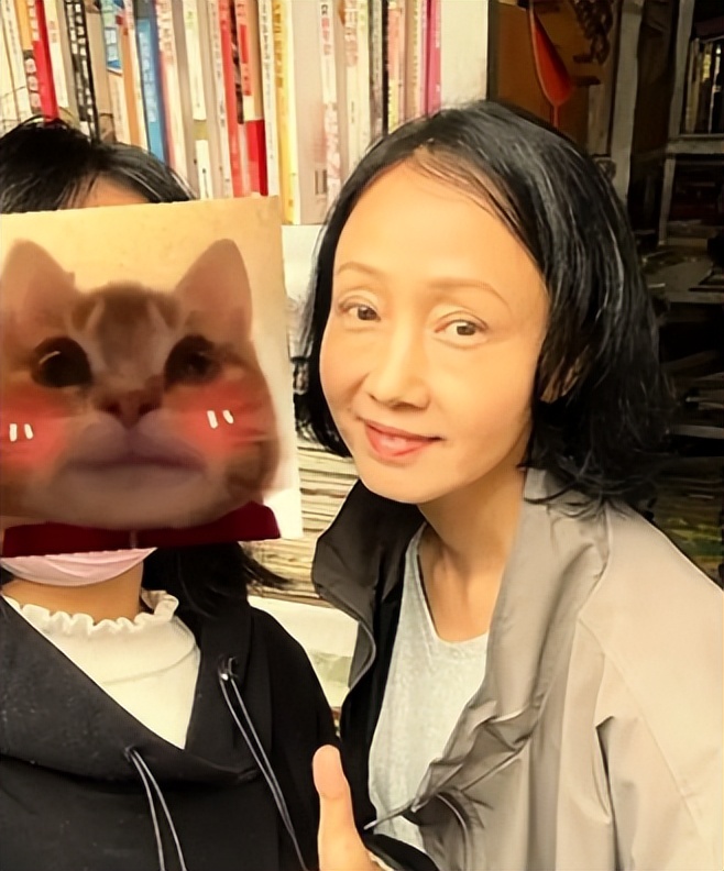 风水轮流转！官方出手，黄慧颐遭殃，一个月前曾爆料保剑锋出轨