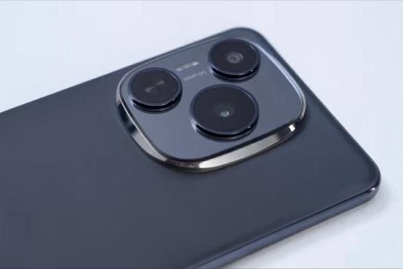 榮耀打響“價格戰”！十面抗摔+3840HZ+8000mAh+衛星通信