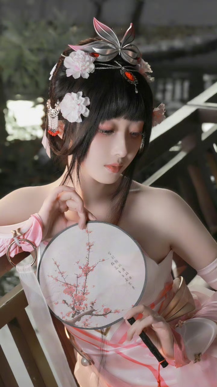 蒋梦婕生日cos甄姬堪称神还原，古韵感满满