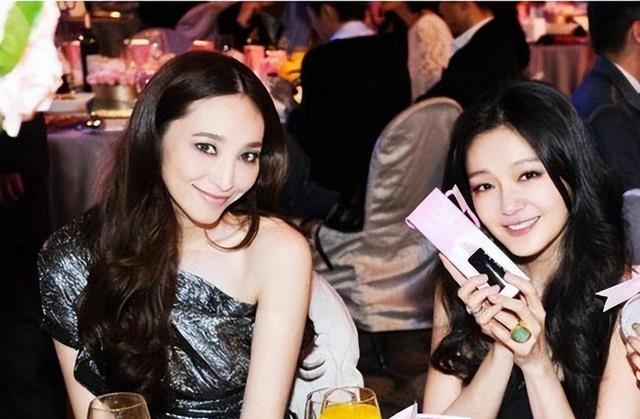 S妈宣战后续,汪小菲取关S妈,还取关小S吴佩慈,原因疑曝光