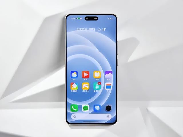 預算 2000 別亂買！這臺手機讓我退掉了三倍價的旗艦機