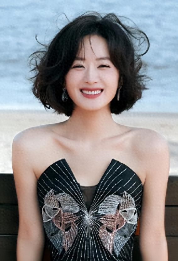 官方发文,高调官宣赵丽颖喜讯,她让冯绍峰和整个娱乐圈刮目相看