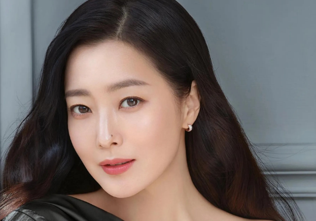 “京城四美”沦为单亲妈妈，如今靠藏海传翻红，难怪会被成龙青睐