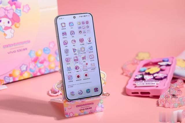 可爱出击,萌化你的心 vivo S30系列三丽鸥家族礼盒图赏