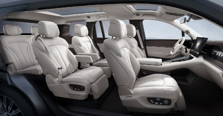 比亚迪新旗舰SUV，时速180KM爆胎不失控，加速3.9秒，油耗6.3L