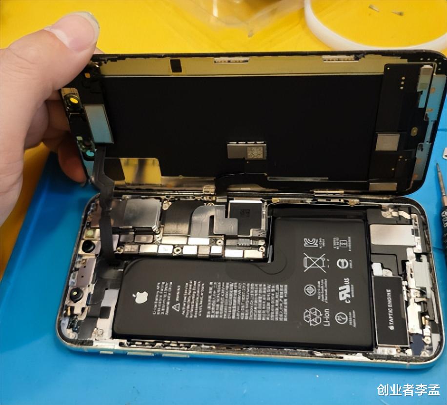 蘋果換完電池后還耐用嗎？聽我聊聊我們的經歷！